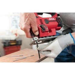 SKIL Decoupeerzaag 4530AA 550W - Met Pendelfunctie -Hulpmiddelen Voor Thuis 41 191