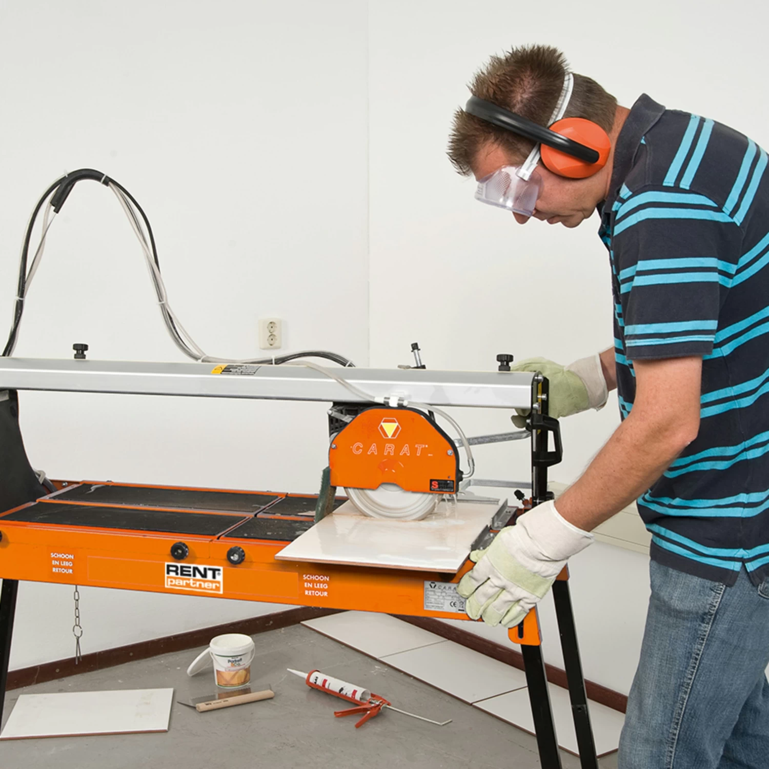 Tegelzaagmachine Groot 900mm 2 Tegelzaagmachine Groot 900mm - Afbeelding 2