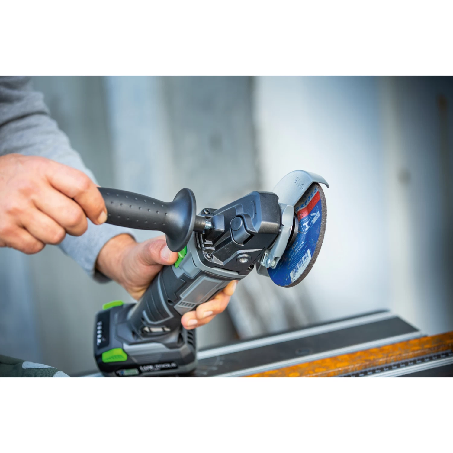 LUX 20V Accu Haakse Slijper 115mm (zonder Accu) 4 LUX 20V Accu Haakse Slijper 115mm (zonder Accu) - Afbeelding 4