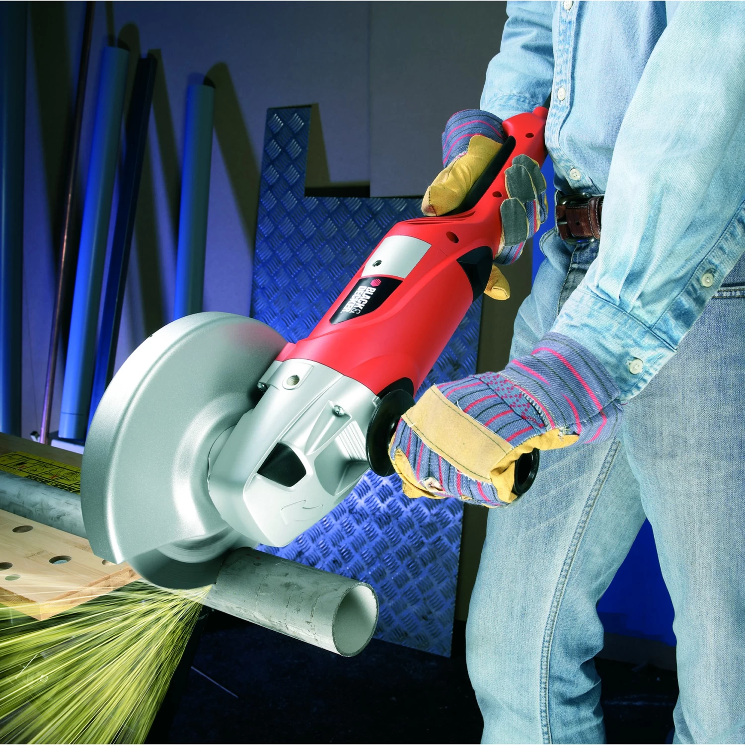 Black & Decker BLACK+DECKER Haakse Slijper KG2000K 3 Black & Decker BLACK+DECKER Haakse Slijper KG2000K - Afbeelding 3