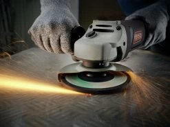 Black & Decker BLACK+DECKER Haakse Slijper KG1202-QS -Hulpmiddelen Voor Thuis 41 623